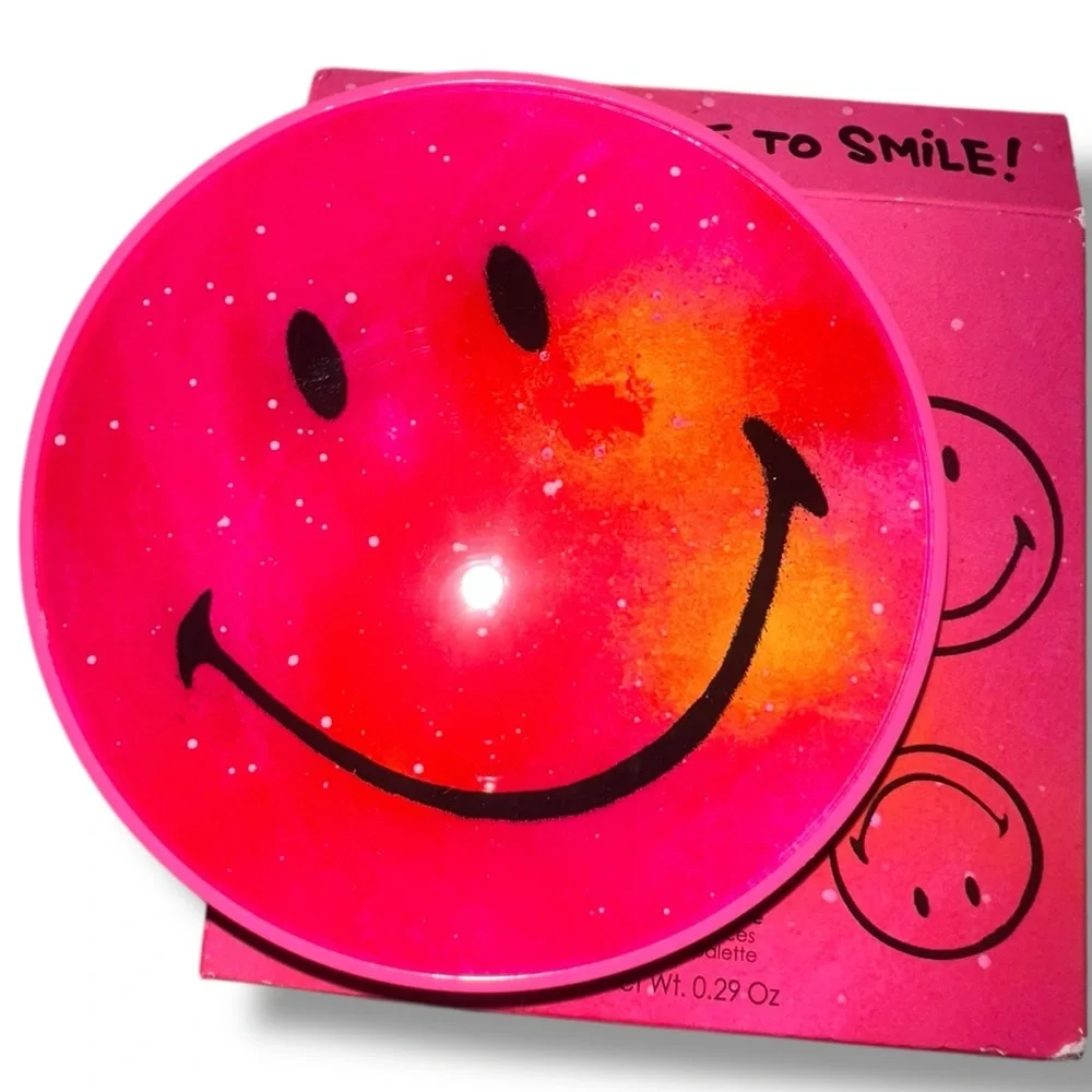Ciaté London x Smiley 50 Limited Edition Eyeshadow Palette NIB Collectible 6 Pan